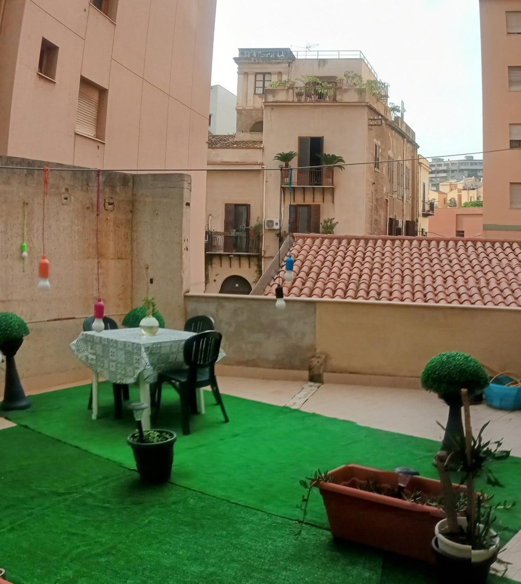 Casa Porto Centro Apartment Palermo Exterior photo